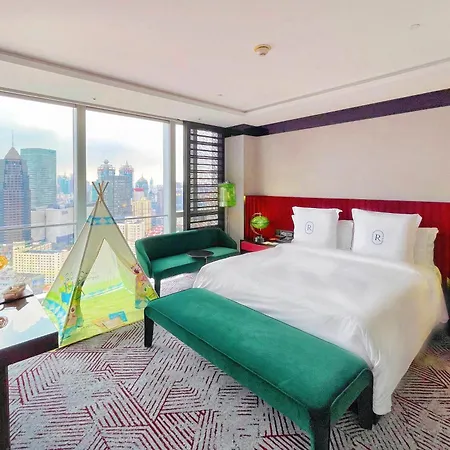 Regent Shanghai Pudong - Complimentary First Round Minibar Per Stay - Including A Bottle Of Wine Exterior photo