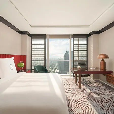 Regent Shanghai Pudong - Complimentary First Round Minibar Per Stay - Including A Bottle Of Wine Exterior photo