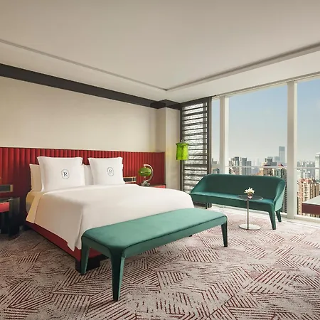 Regent Shanghai Pudong - Complimentary First Round Minibar Per Stay - Including A Bottle Of Wine Exterior photo