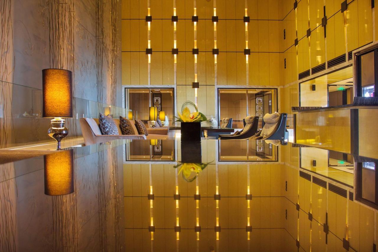 Hotel Regent Pudong - Complimentary First Round Minibar Per - Including A Bottle Of Wine Shanghai