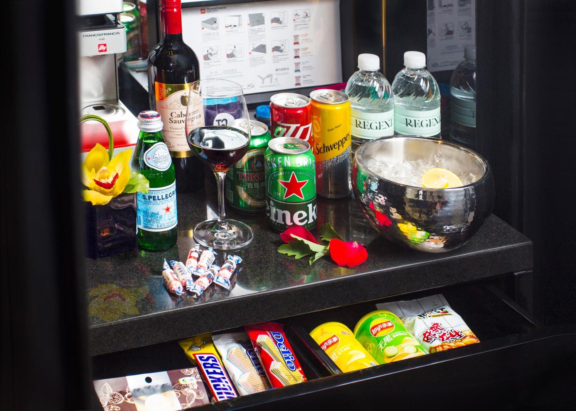Regent Pudong - Complimentary First Round Minibar Per - Including A Bottle Of Wine 5* Shanghai