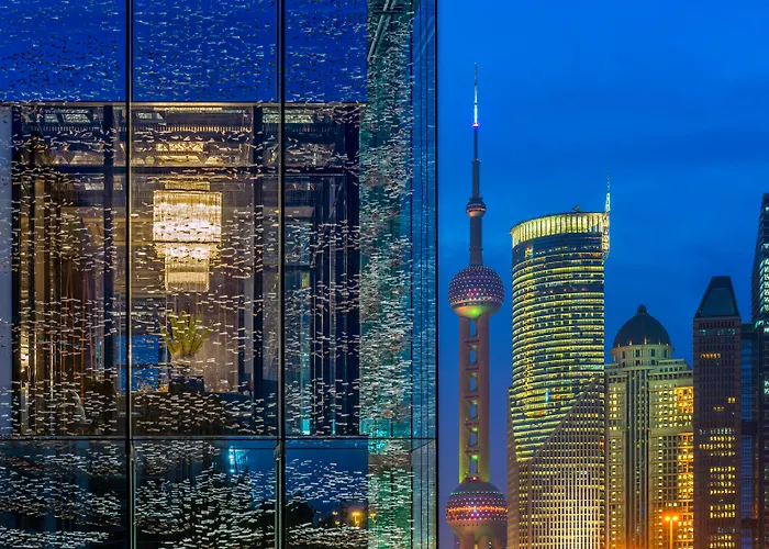 Regent Shanghai Pudong - Complimentary First Round Minibar Per Stay - Including A Bottle Of Wine