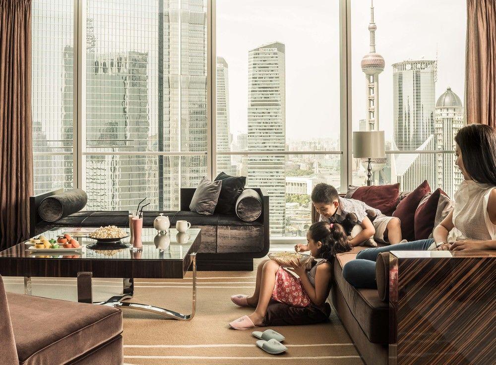 Regent Pudong - Complimentary First Round Minibar Per - Including A Bottle Of Wine Hotel