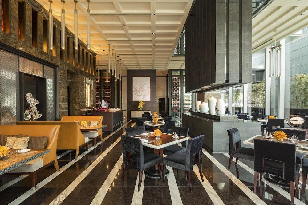 Hotel Regent Pudong - Complimentary First Round Minibar Per - Including A Bottle Of Wine Shanghai