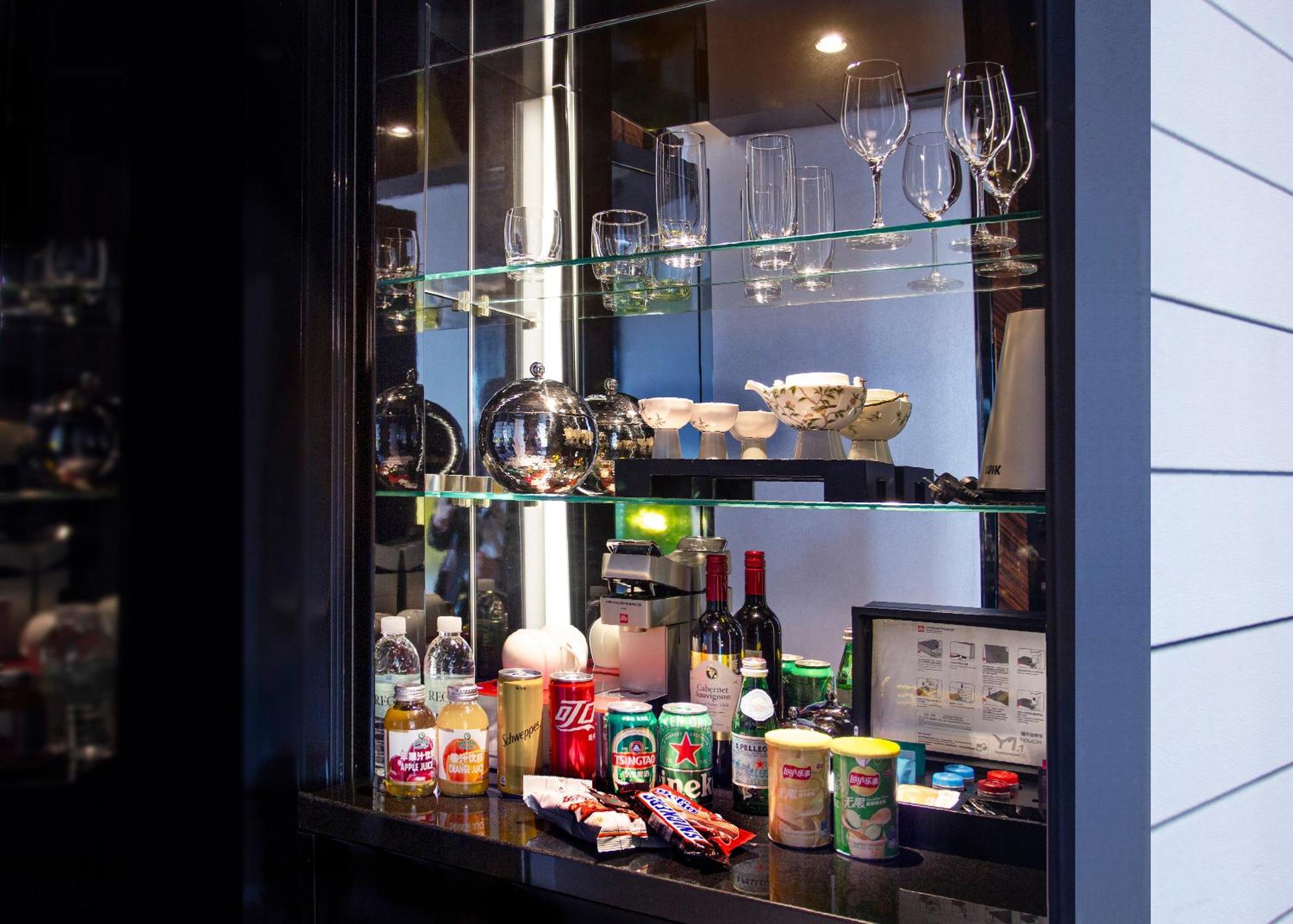 Regent Pudong - Complimentary First Round Minibar Per - Including A Bottle Of Wine 5* Shanghai