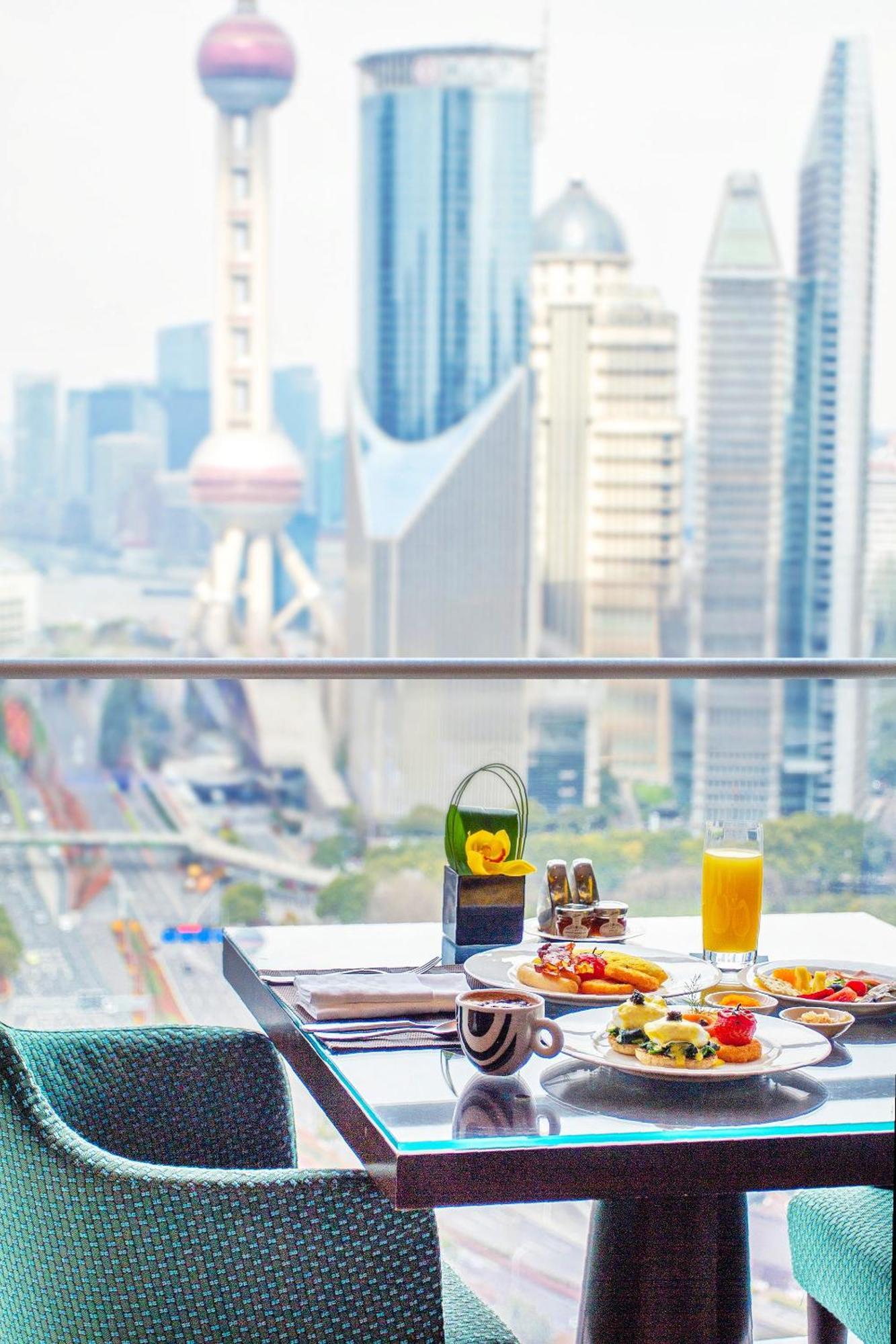 Regent Pudong - Complimentary First Round Minibar Per - Including A Bottle Of Wine Shanghai