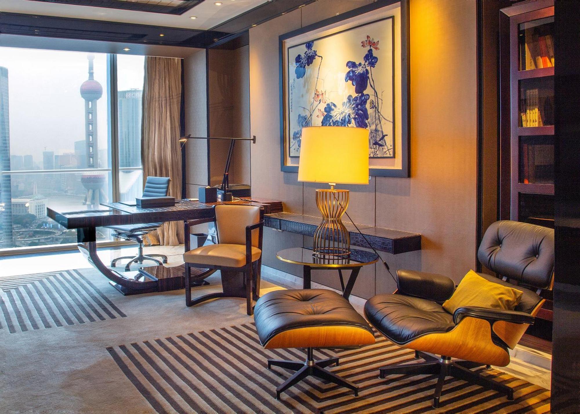 Regent Pudong - Complimentary First Round Minibar Per - Including A Bottle Of Wine Hotel 5*